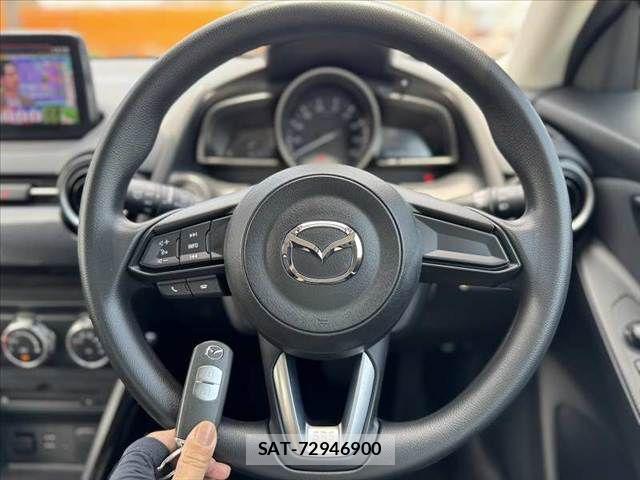 Mazda DEMIO 2017-07 6904399-5