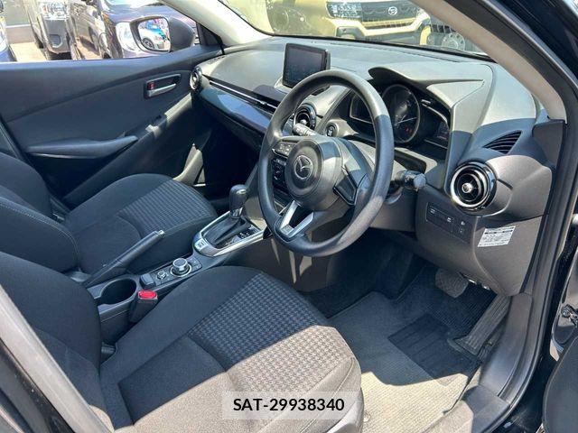 Mazda DEMIO 2016-12 6904401-19