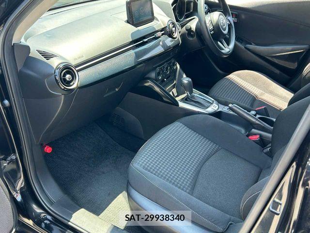 Mazda DEMIO 2016-12 6904401-22