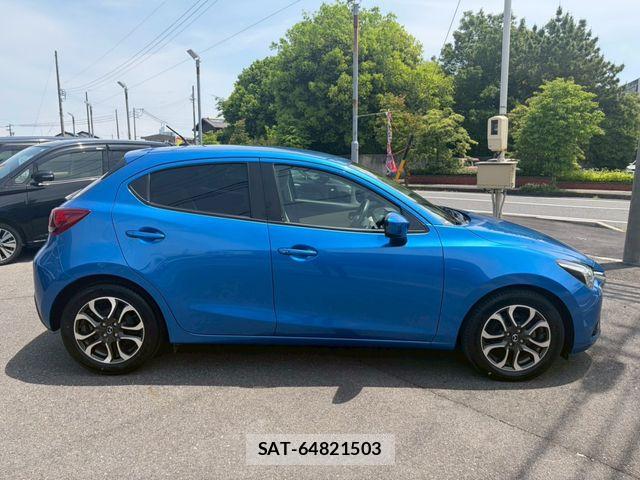 Mazda DEMIO 2015-03 6904411-17
