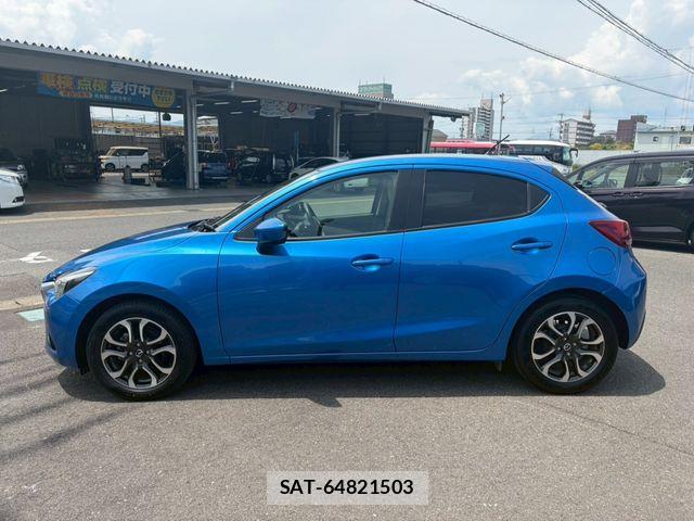 Mazda DEMIO 2015-03 6904411-20