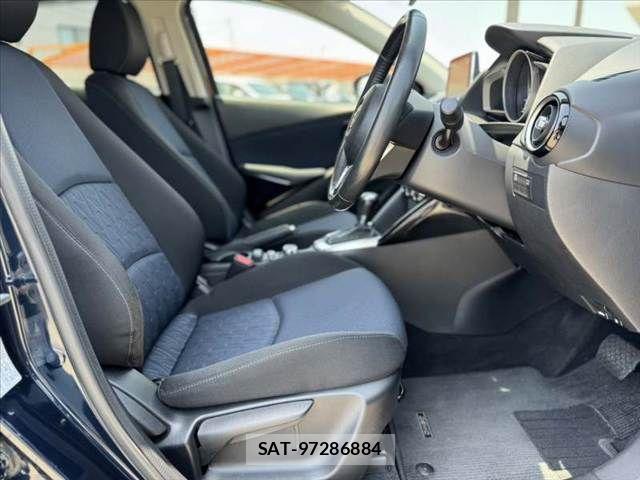 Mazda DEMIO 2014-10 6904406-15