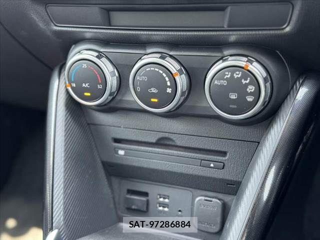 Mazda DEMIO 2014-10 6904406-6