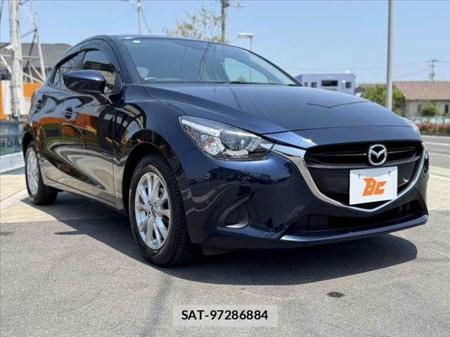 Mazda DEMIO 2014-10 6904406-7