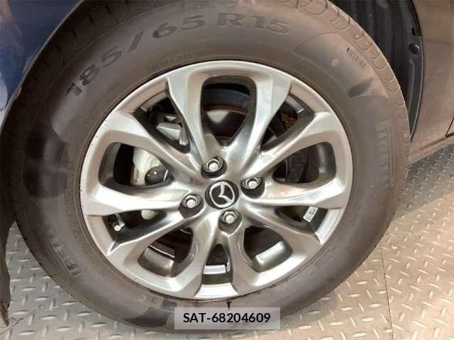 Mazda DEMIO 2018-01 6904396-11