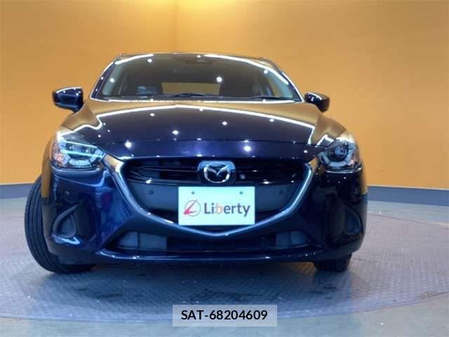 Mazda DEMIO 2018-01 6904396-4