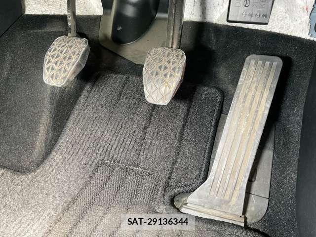 Mazda DEMIO 2017-03 6904391-18