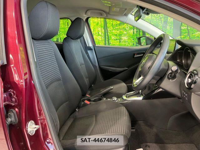 Mazda DEMIO 2018-08 6904395-7