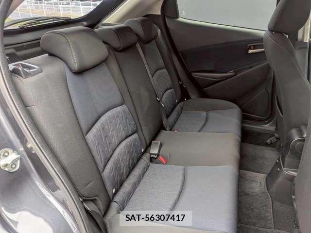 Mazda DEMIO 2015-04 6904403-15