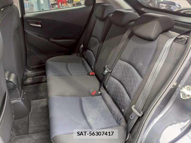Mazda DEMIO 2015-04 6904403-16