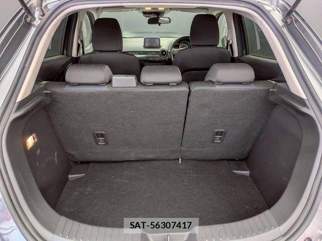 Mazda DEMIO 2015-04 6904403-17