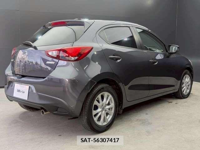 Mazda DEMIO 2015-04 6904403-1