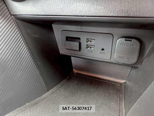 Mazda DEMIO 2015-04 6904403-7