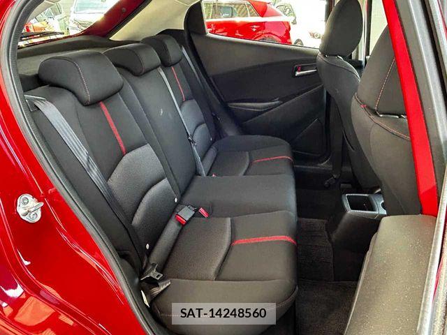 Mazda DEMIO 2015-01 6904410-17