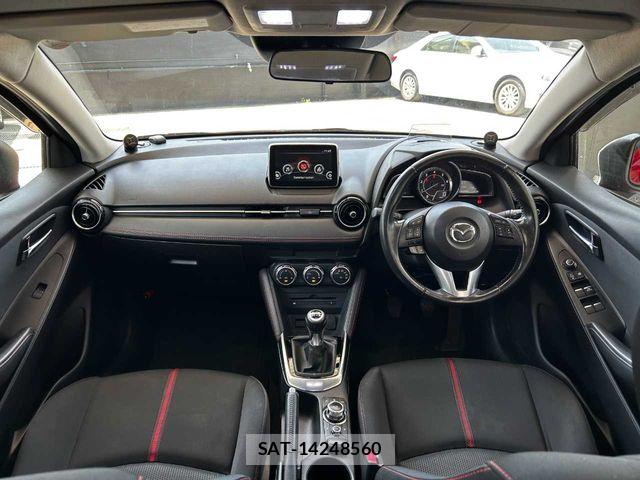 Mazda DEMIO 2015-01 6904410-1