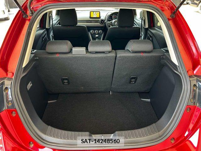Mazda DEMIO 2015-01 6904410-19