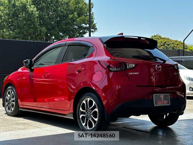 Mazda DEMIO 2015-01 6904410-28