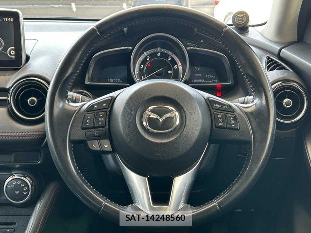 Mazda DEMIO 2015-01 6904410-2