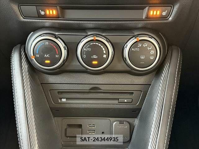 Mazda DEMIO 2018-02 6904398-22