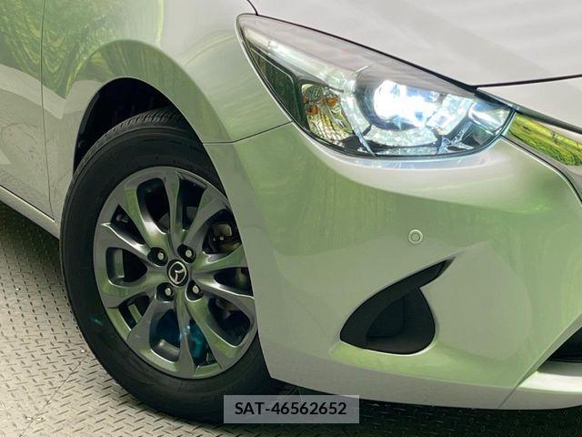 Mazda DEMIO 2017-06 6904404-11