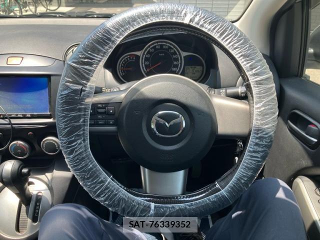 Mazda DEMIO 2012-03 6904445-16