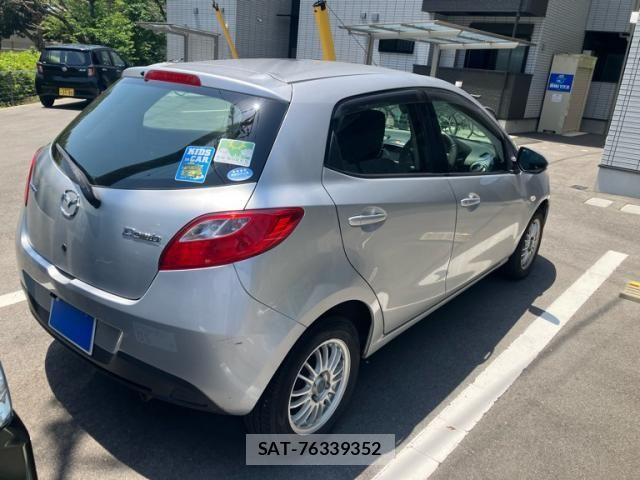 Mazda DEMIO 2012-03 6904445-1