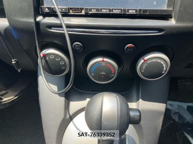 Mazda DEMIO 2012-03 6904445-20