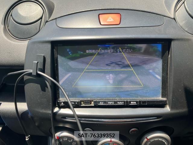 Mazda DEMIO 2012-03 6904445-22