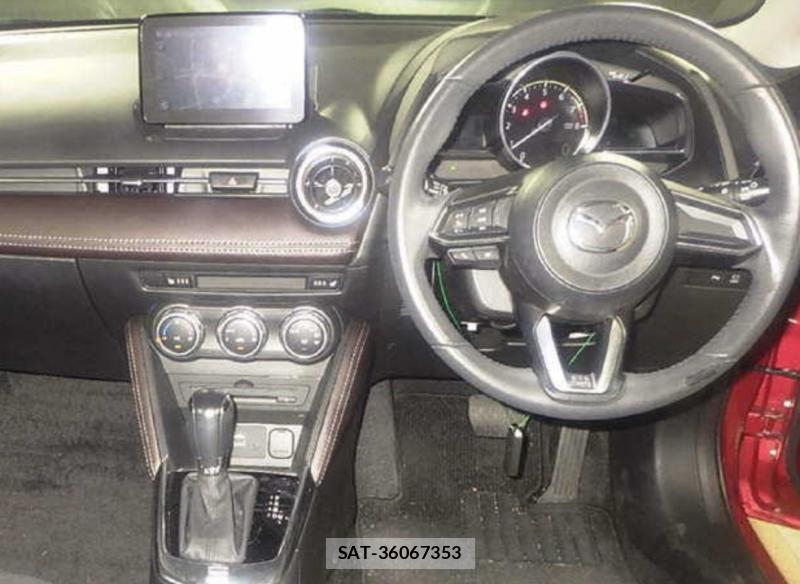 Mazda DEMIO 2019-03 6775367-6