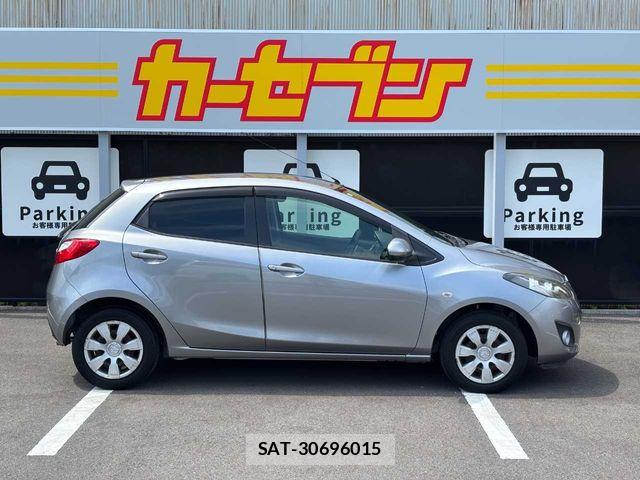 Mazda DEMIO 2013-10 6993211-21