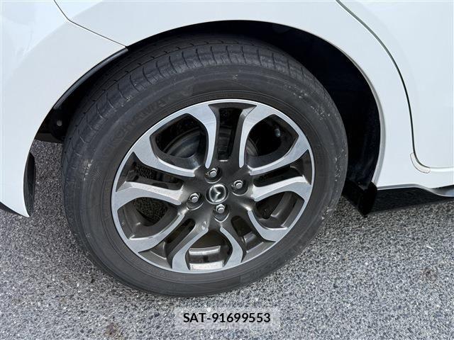 Mazda DEMIO 2015-01 6993214-11