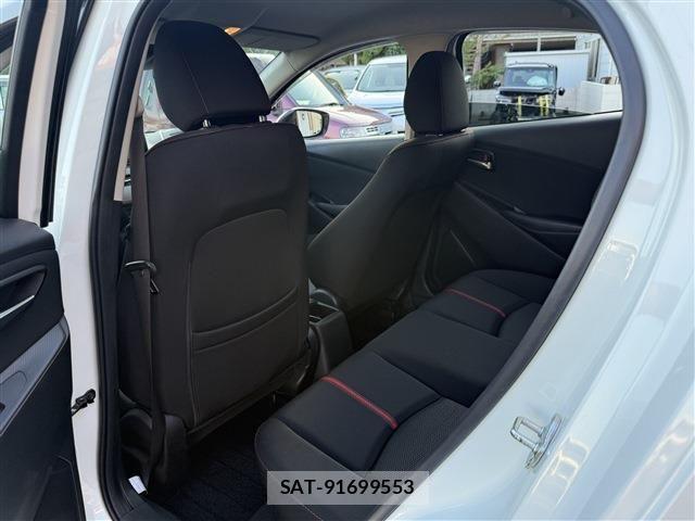 Mazda DEMIO 2015-01 6993214-26