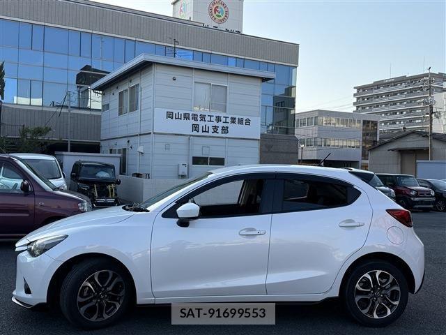Mazda DEMIO 2015-01 6993214-8