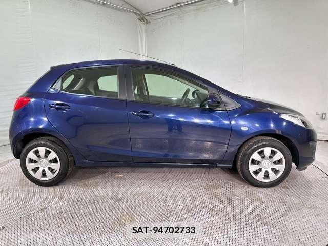 Mazda DEMIO 2013-06 7020368-3