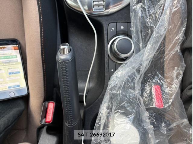 Mazda DEMIO 2016-11 7058334-18