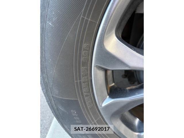 Mazda DEMIO 2016-11 7058334-5