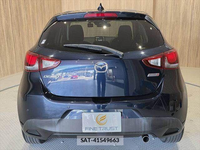 Mazda DEMIO 2018-08 7058332-19