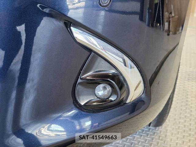 Mazda DEMIO 2018-08 7058332-23