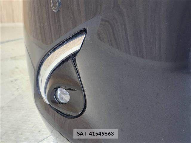Mazda DEMIO 2018-08 7058332-25