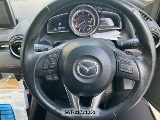 Mazda DEMIO 2015-06 7058338-11