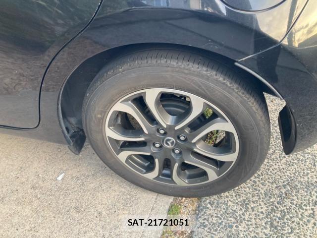 Mazda DEMIO 2015-06 7058338-6