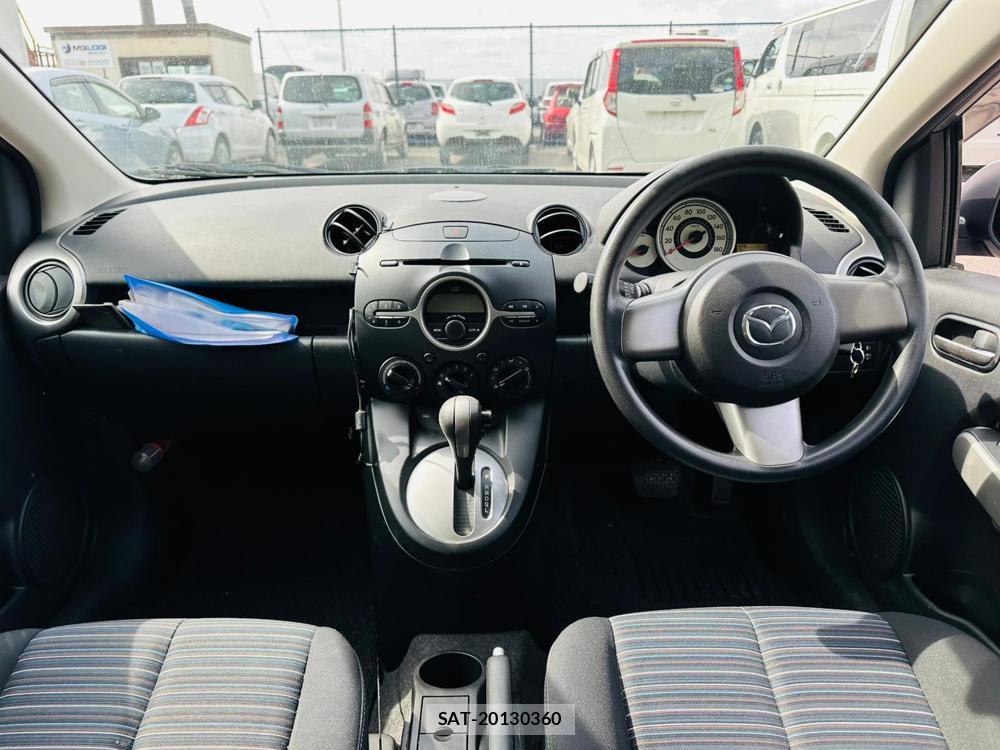 Mazda DEMIO 2009 6960183-12
