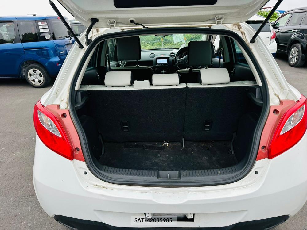 Mazda DEMIO 2011 7013720-25