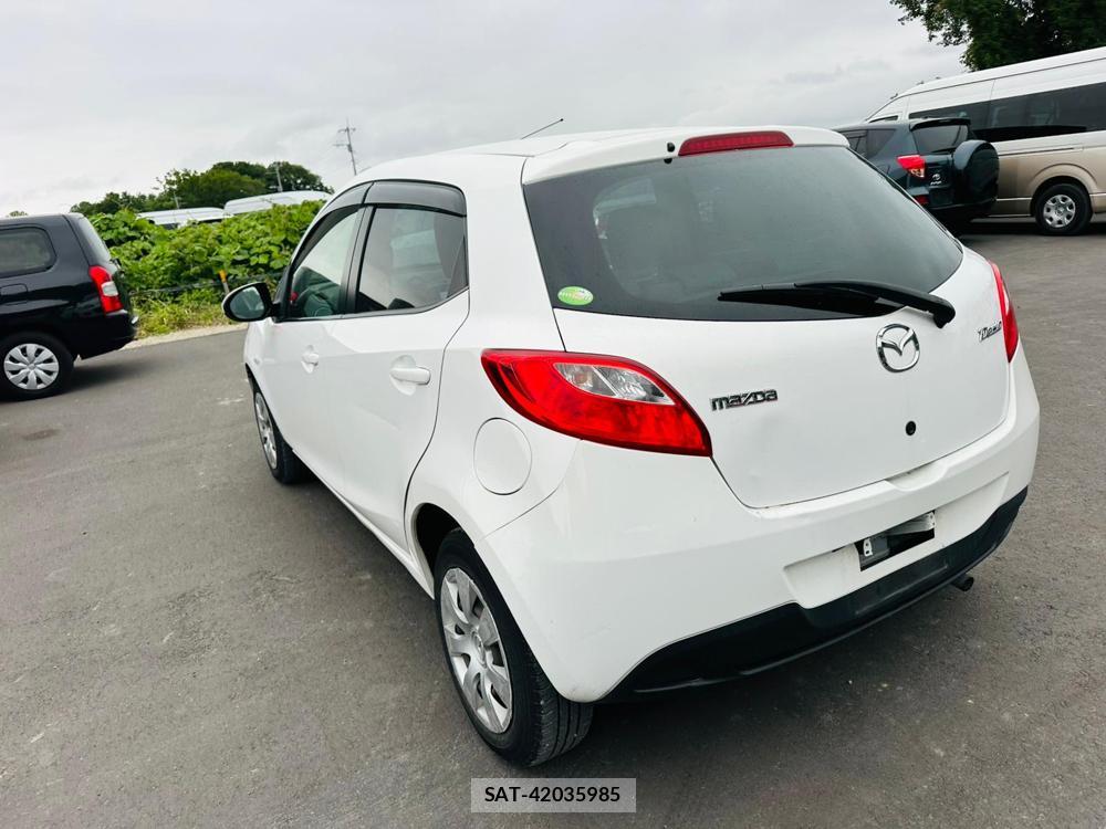 Mazda DEMIO 2011 7013720-2