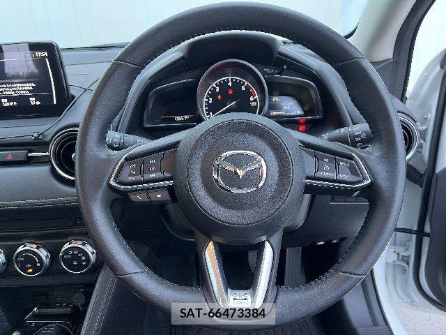 Mazda DEMIO 2017-09 7217725-13