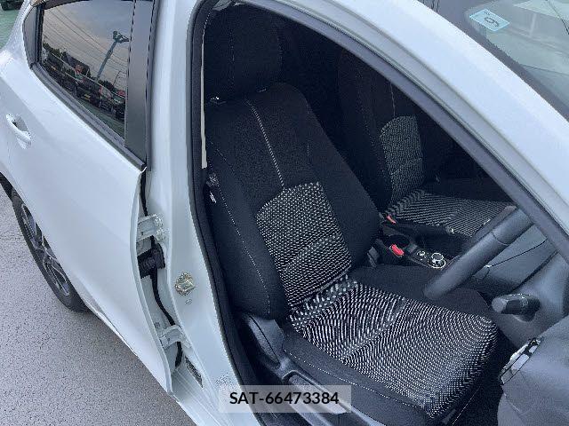 Mazda DEMIO 2017-09 7217725-3