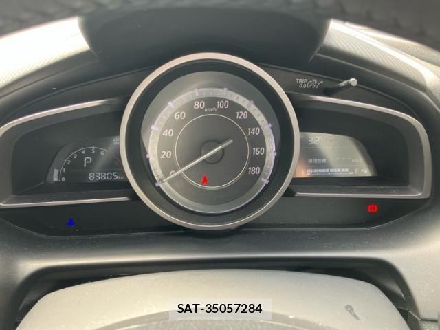 Mazda DEMIO 2014-12 7217686-18