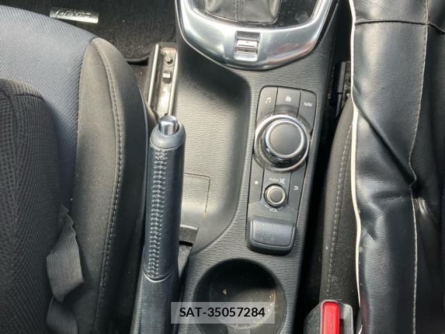 Mazda DEMIO 2014-12 7217686-23