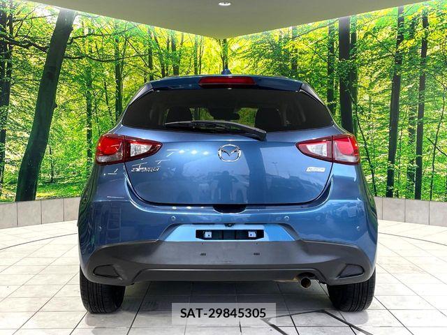 Mazda DEMIO 2018-05 7217730-14