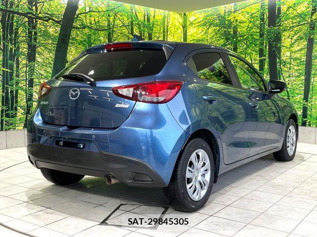 Mazda DEMIO 2018-05 7217730-16